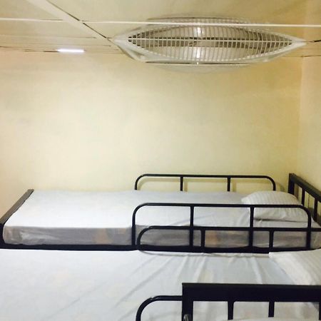 J Hostel Kandy Ngoại thất bức ảnh