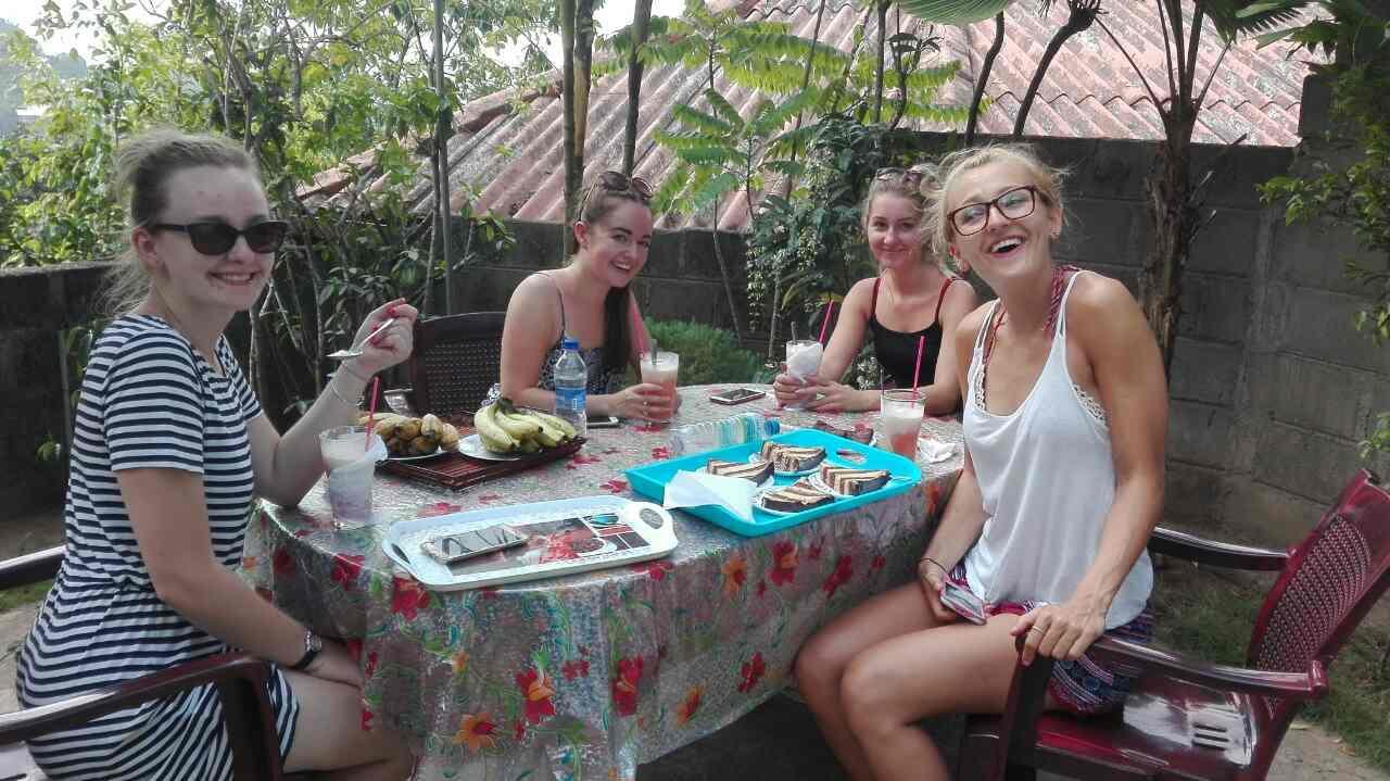 J Hostel Kandy Ngoại thất bức ảnh