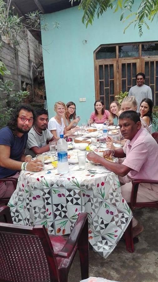 J Hostel Kandy Ngoại thất bức ảnh