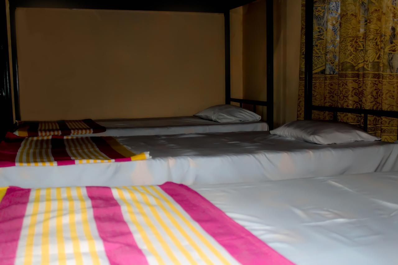 J Hostel Kandy Ngoại thất bức ảnh