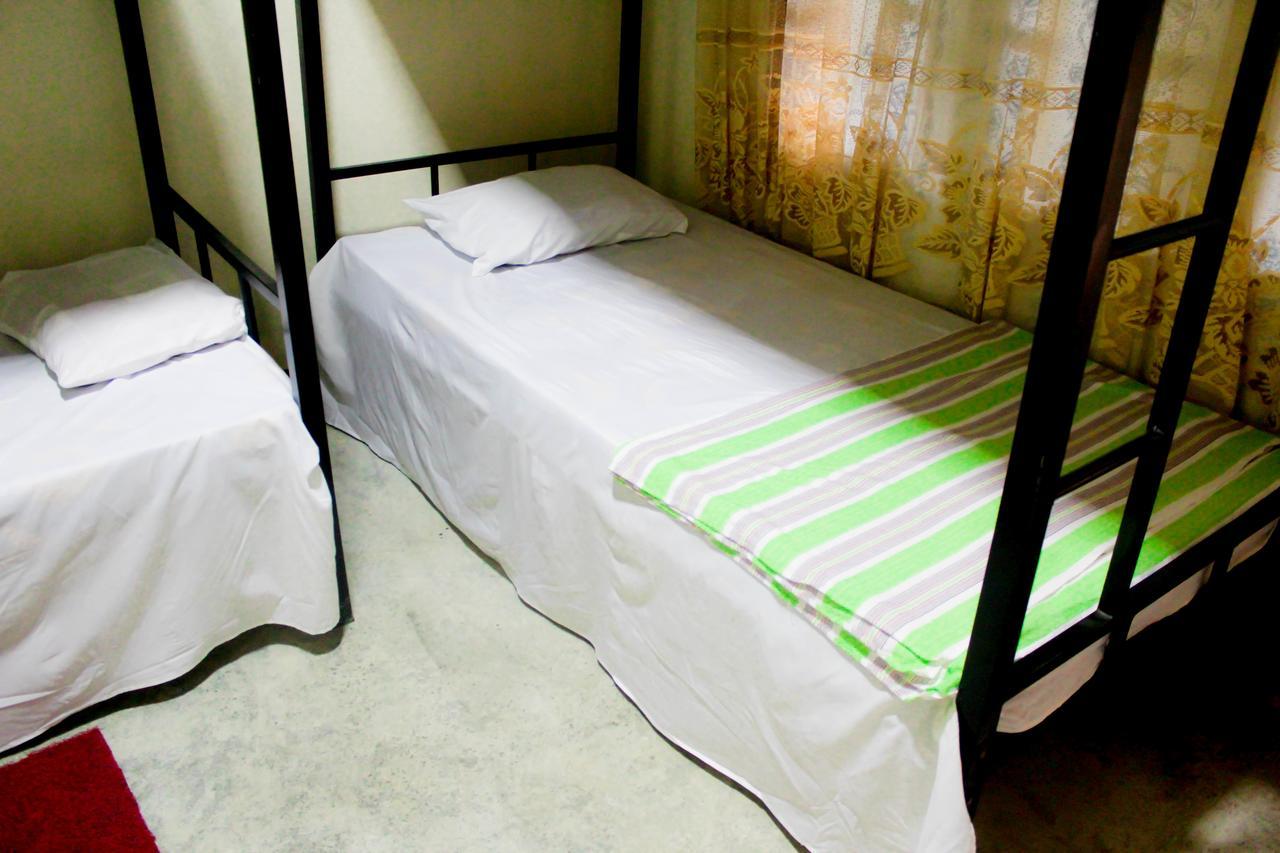 J Hostel Kandy Ngoại thất bức ảnh